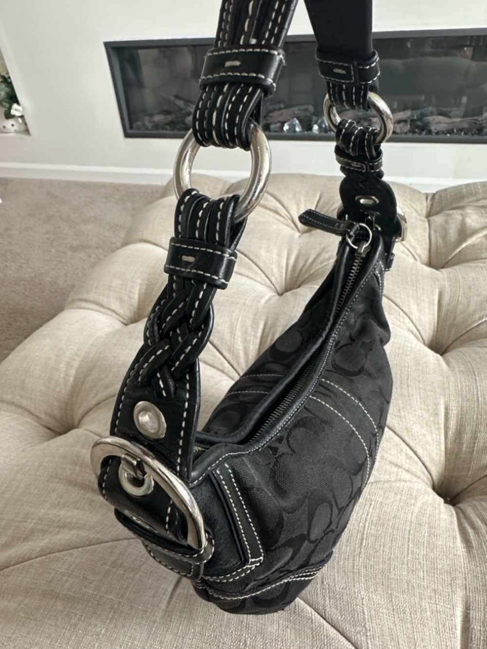 Coach Black Signature Canvas Shoulder Hobo with Leather-Link Strap - Picture 4 of 13